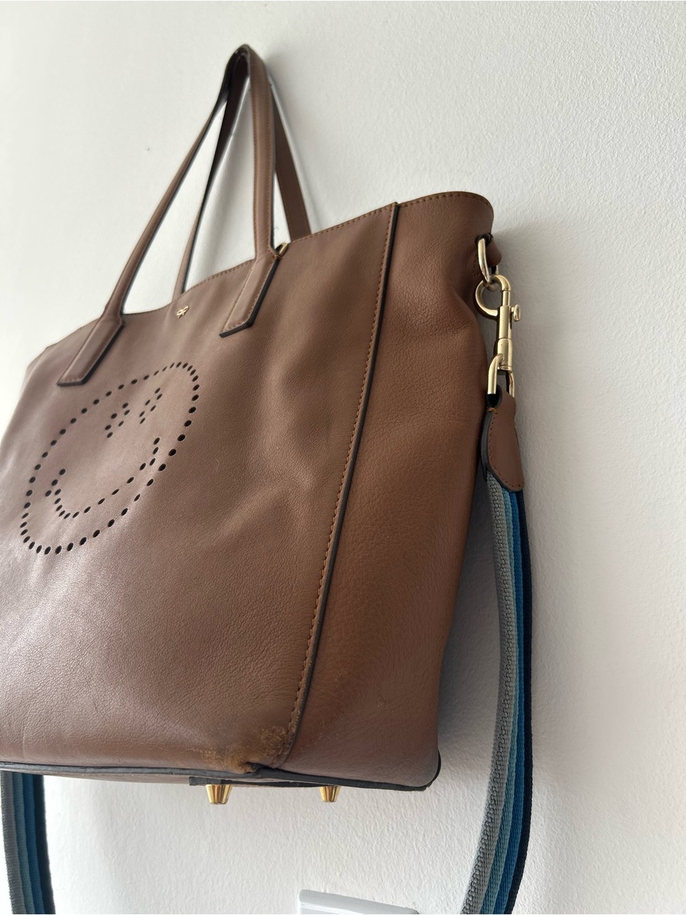 VGC Anya Hindmarch Camel Teather Ebury Smiley Tote w/ Blue Strap! - Picture 4 of 15